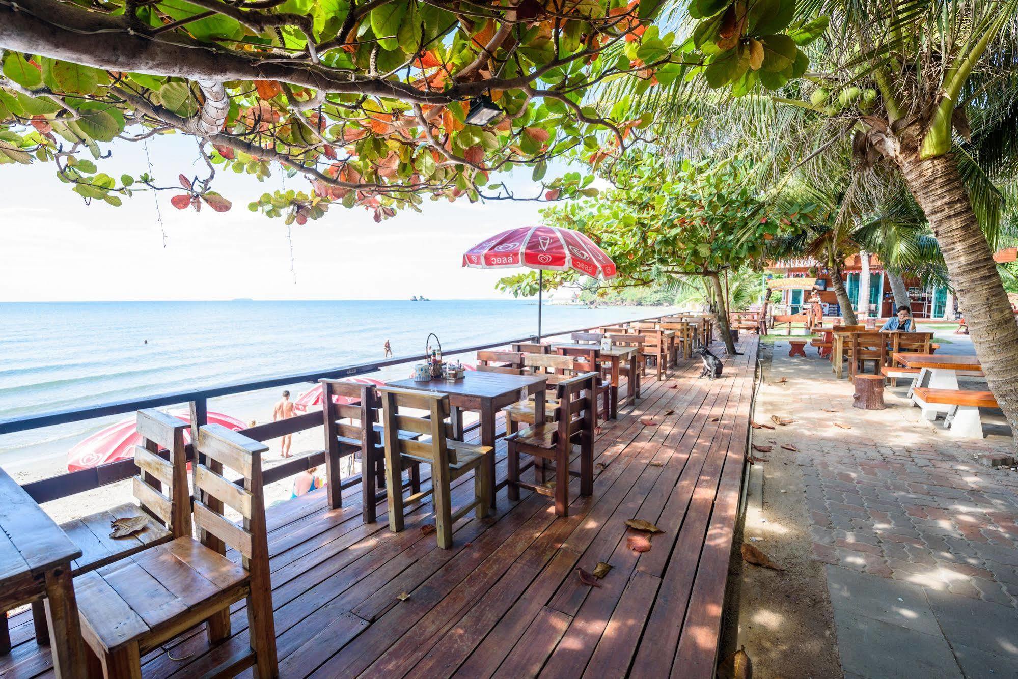 Baansuan Aokhai Beach Resort Mepim Kültér fotó