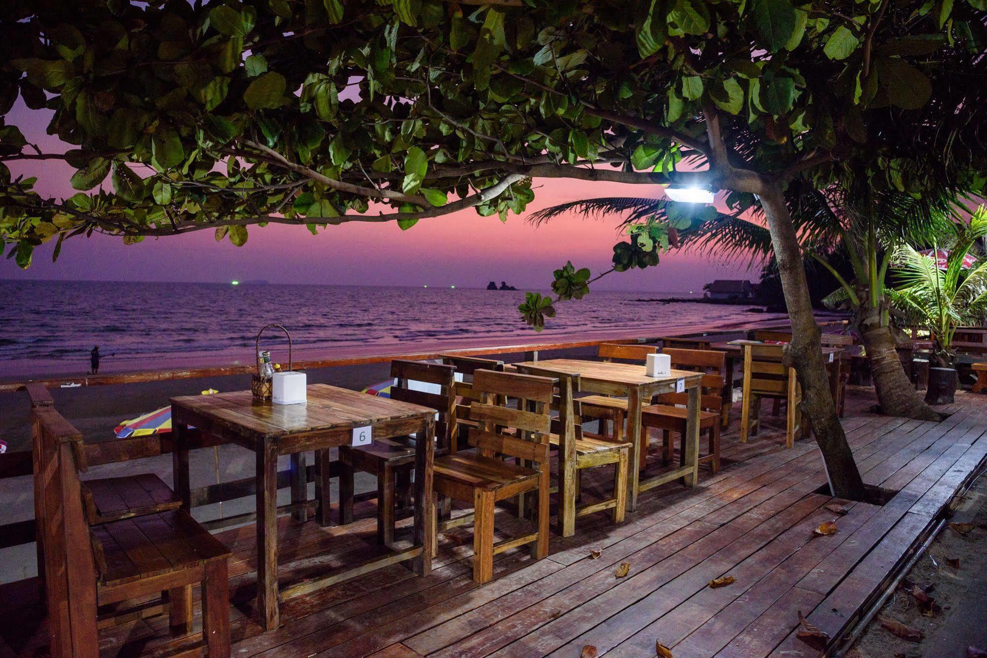 Baansuan Aokhai Beach Resort Mepim Kültér fotó