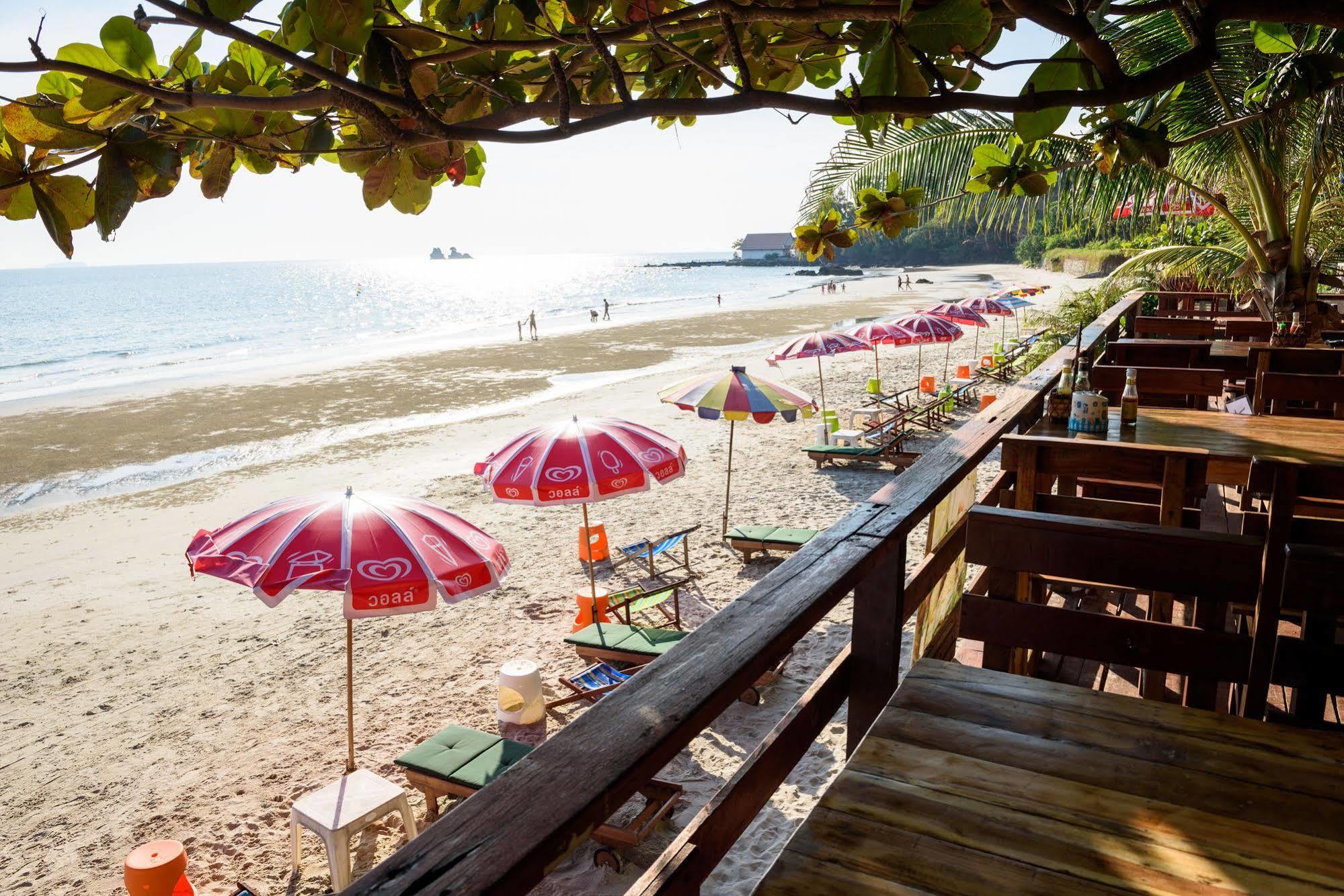 Baansuan Aokhai Beach Resort Mepim Kültér fotó
