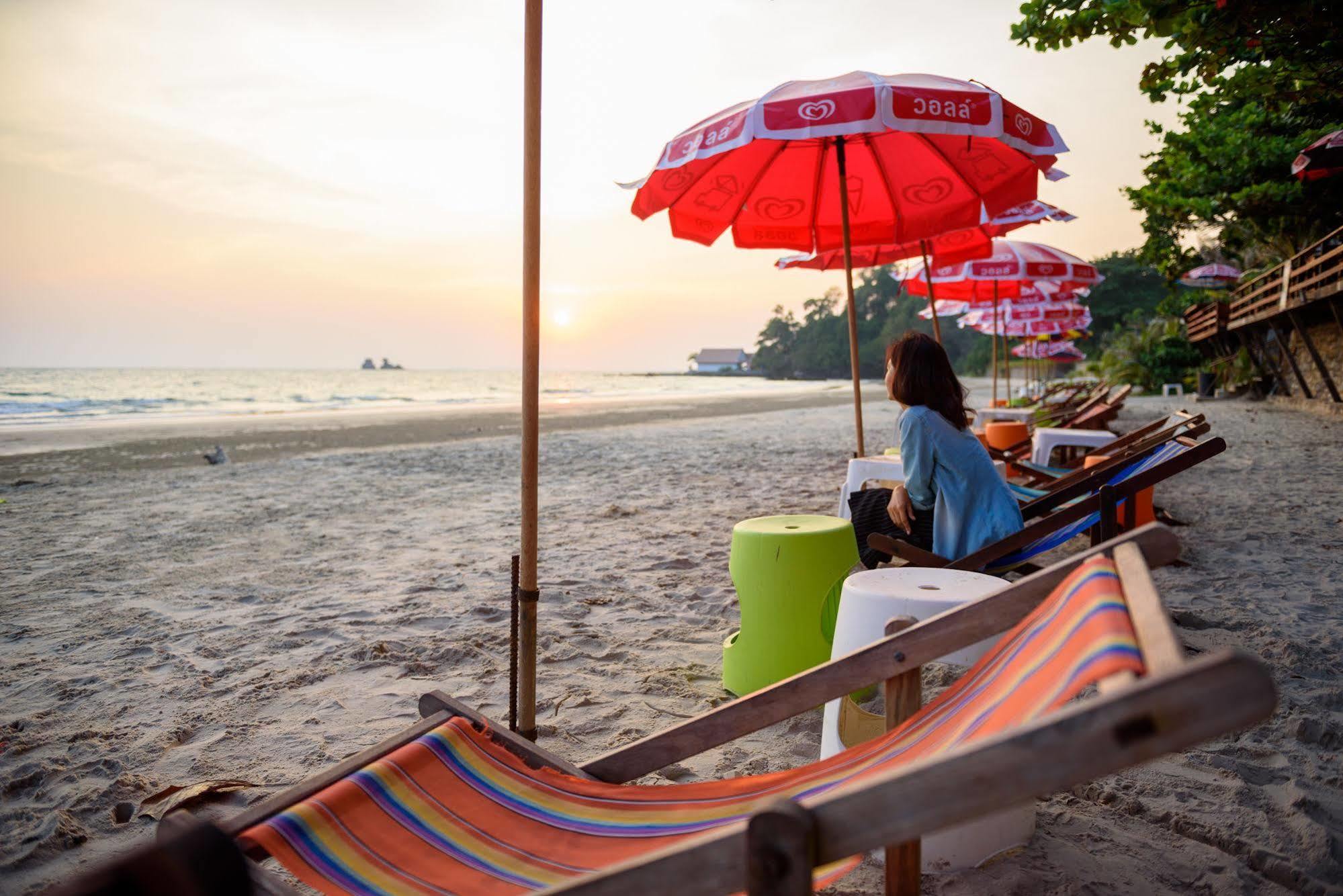 Baansuan Aokhai Beach Resort Mepim Kültér fotó